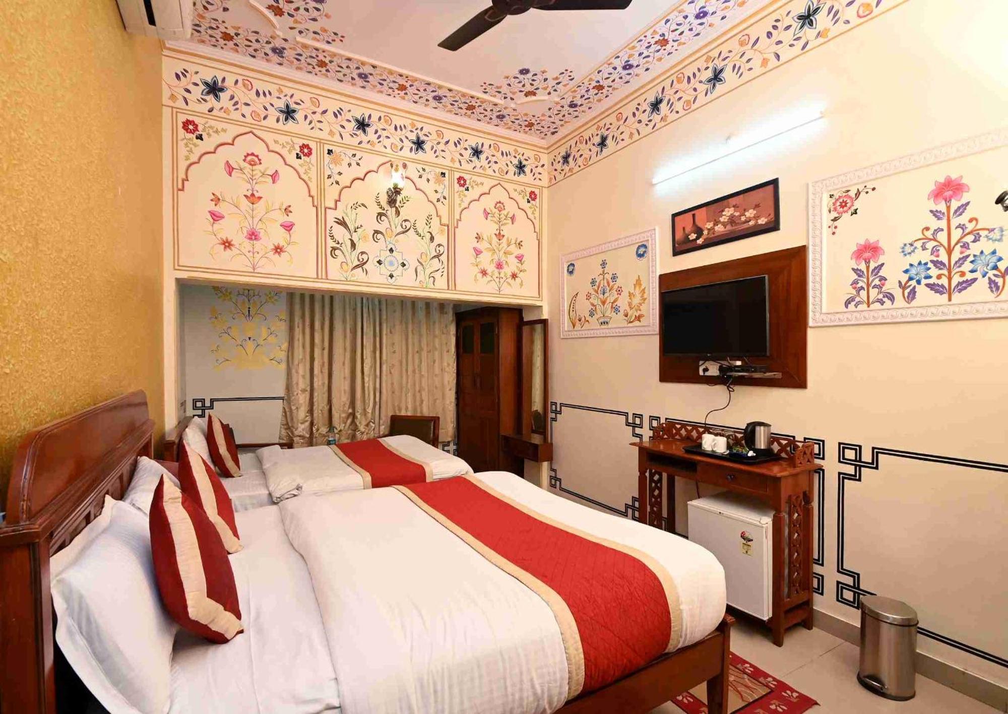 Virasat Mahal Heritage Hotel-Jaipur City Center Zewnętrze zdjęcie