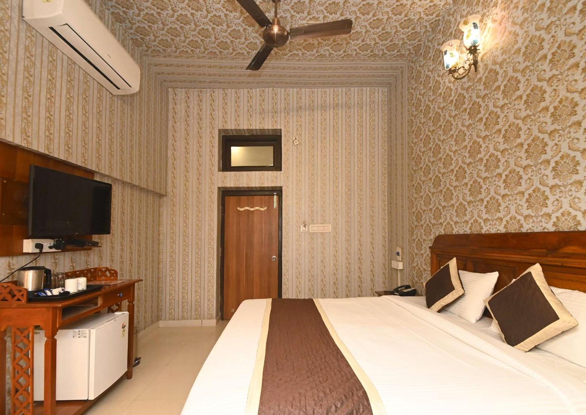 Virasat Mahal Heritage Hotel-Jaipur City Center Zewnętrze zdjęcie