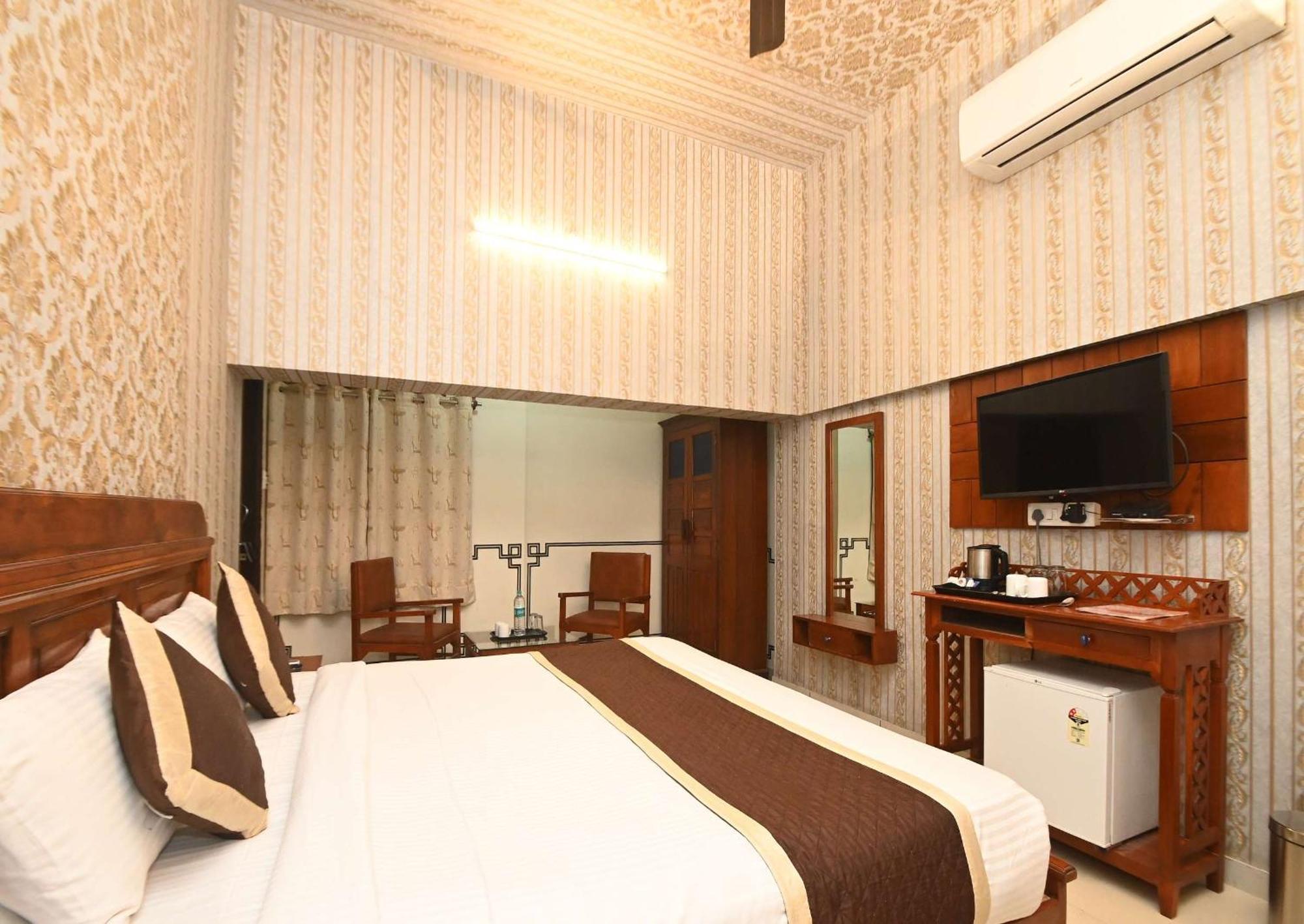 Virasat Mahal Heritage Hotel-Jaipur City Center Zewnętrze zdjęcie